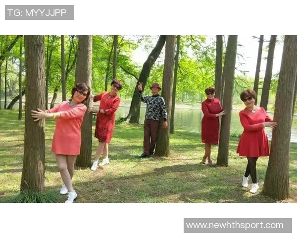 小桥背靠背谈心态调整放下当下结果为明天比赛全力以赴 小桥背靠背谈心态调整放下当下结果为明天比赛全力以赴