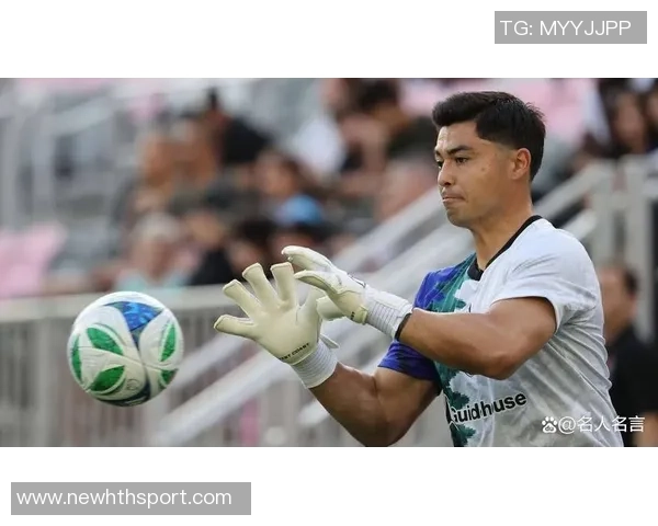 迈阿密国际首失一球门将失误送点苏里奇稳健罚入扳平比分