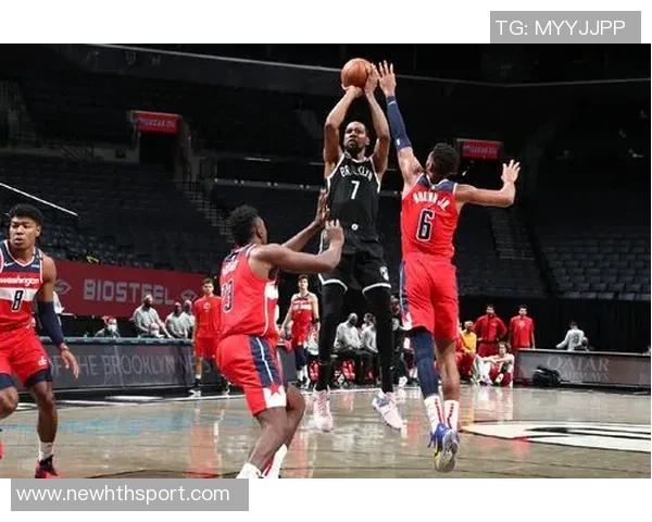 白帝季前赛表现惊艳怀特22分钟内高效砍下16分7板5助3帽